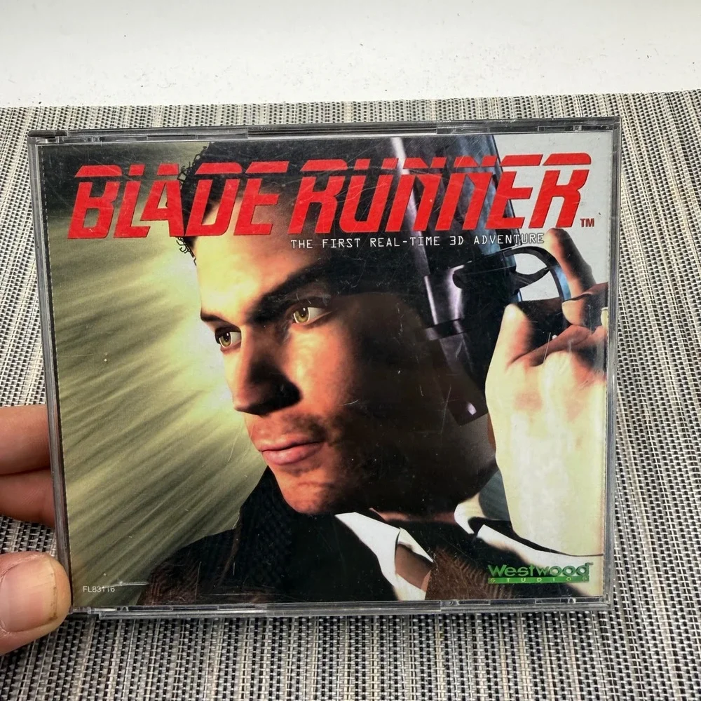 Blade Runner PC Game 1997 Westwood Studios 4-Disc Set Windows 95 NT‎ Vtg CD-ROM